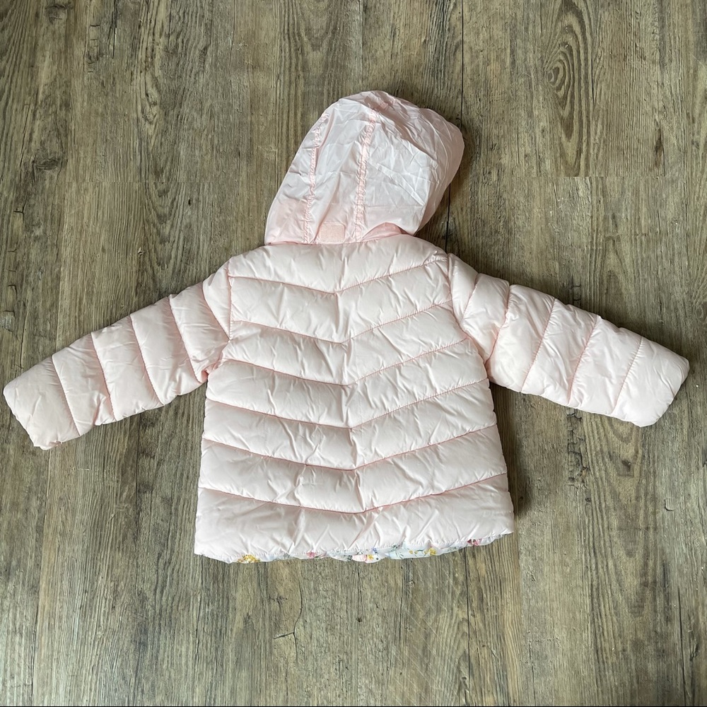 Pink Ultralight Puffer Jacket - Picture 4 of 5